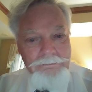 Meet your Posher, Travis